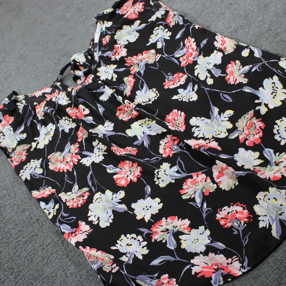 LC Lauren Conrad Floral Sleeveless Blouse Black Pink Keyhole Back Top